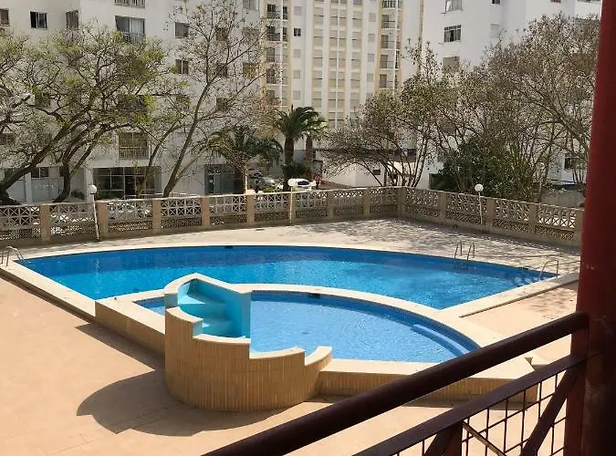 Edificio Fragata A Armação de Pêra